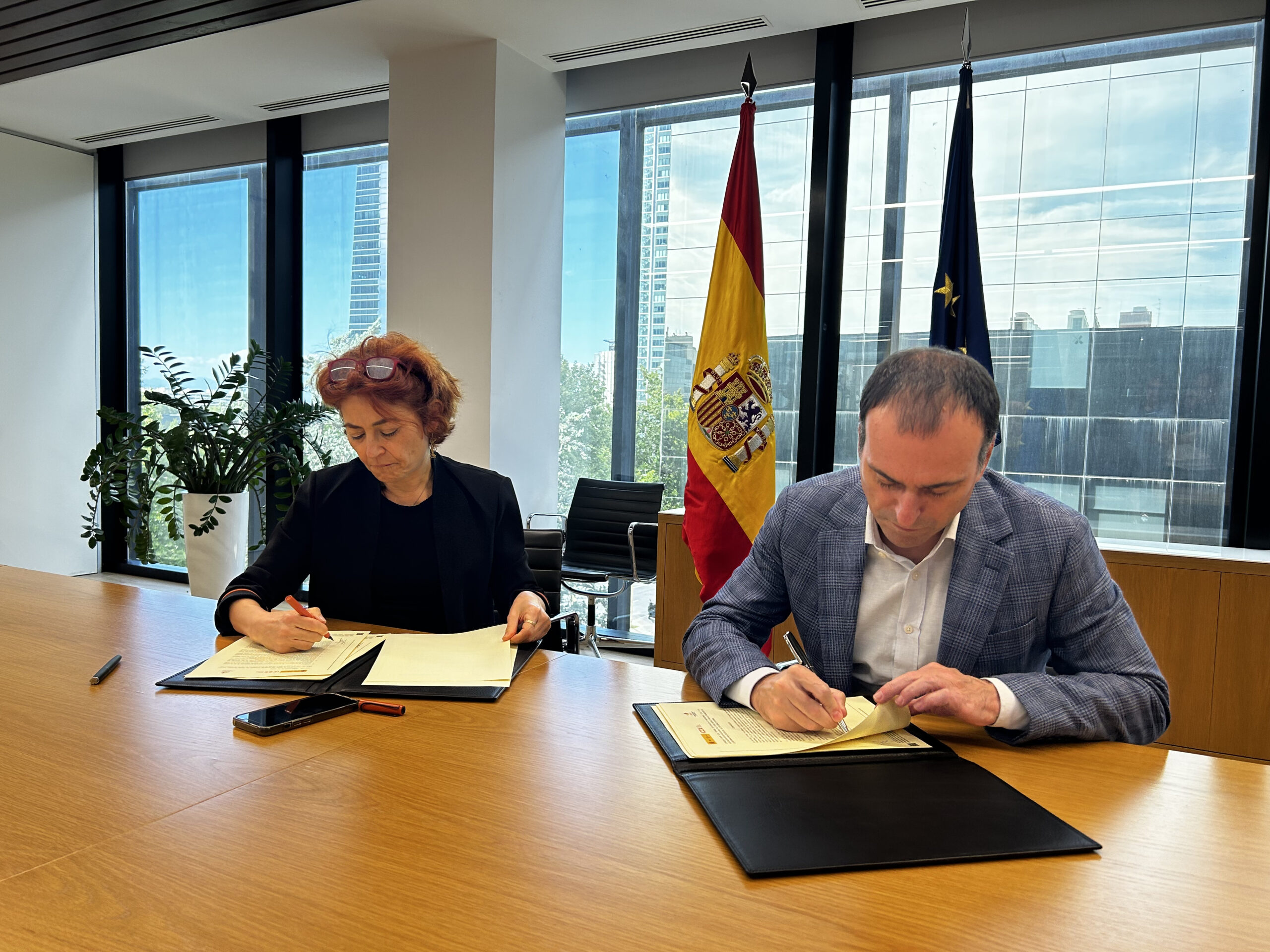 ICEX y ASICI coordinarán sus estrategias para la promoción internacional del sector Ibérico español